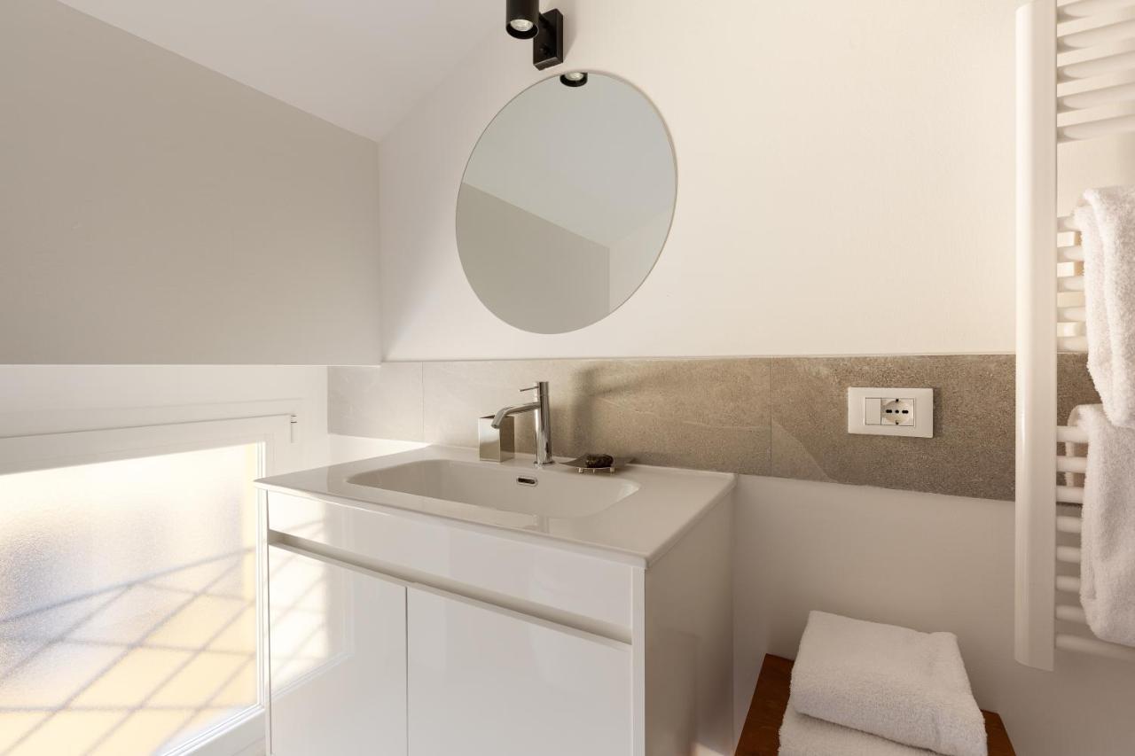 Spiga 46 Suites By Brera Apartments 밀라노 외부 사진